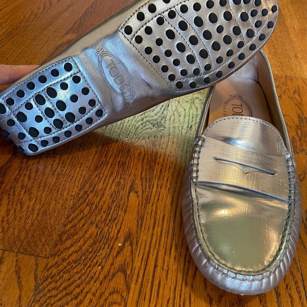 TODS silver Loafer size 38